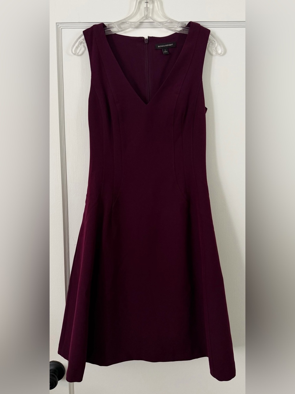 Banana Republic Sleeveless V-Neck Fit and Flare Dress in Deep Plum - Size 4